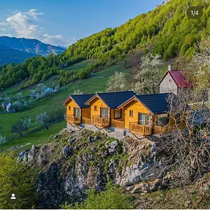 Bujtina Tradicionale Lepushe
